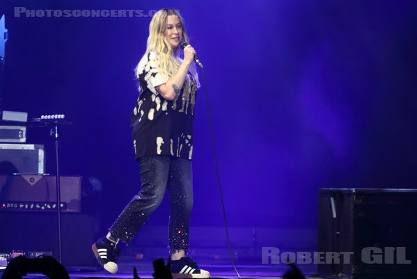 ALANIS MORISSETTE - 2022-06-16 - PARIS - Accor Arena - 